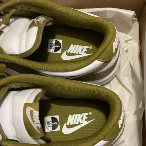 Nike Green and White Sneakers - Picture 3 of 4